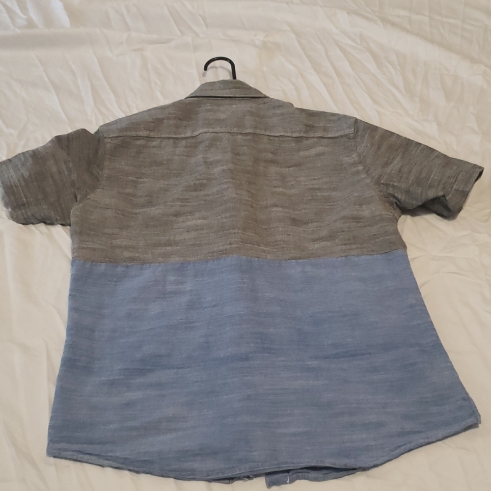Mens button down - Picture 3 of 3